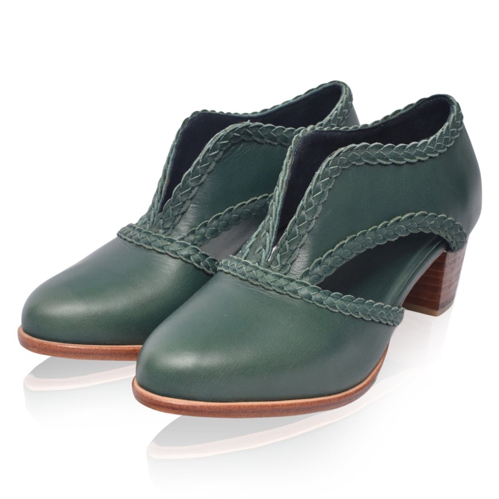 Bali Elf Sz 7.5 Spirit Walker Green Leather Women's Shoes 2” Heel